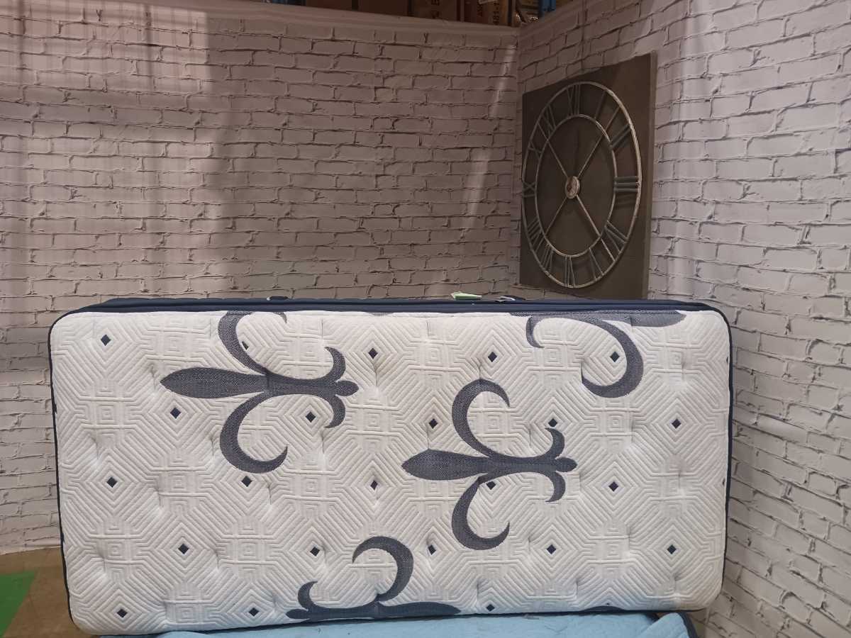 Stearns & Foster® Estate EuroTop Arya 16 inch Mattress - Twin XL/Plush - Gallery Image 2